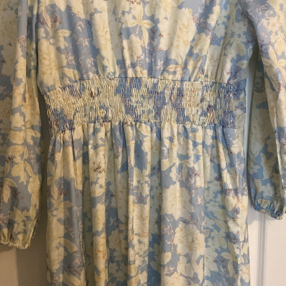 NWOT floral dress - Picture 8 of 10